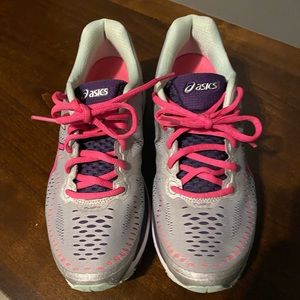 ASICS dynamic duomax size 9W